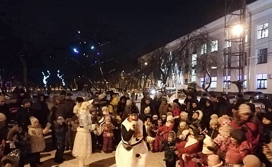 Участие в торжественном мероприятии зажжения новогодней елки и праздничной иллюминации в ДиКЦ "КОСТИНО"