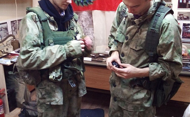 Занятие по военной подготовке с учащимися королевских техникумов в музее "Боевой славы"